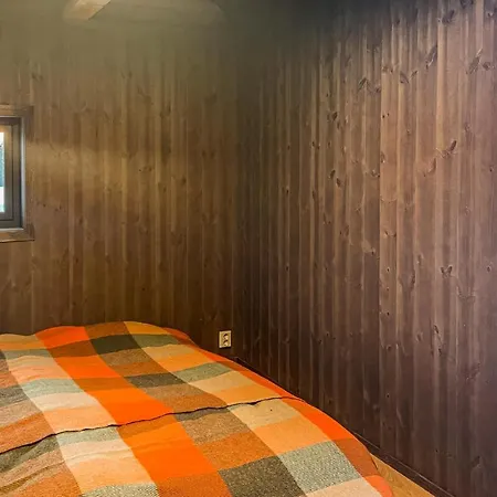 Awesome In Oyer With Kitchen Holiday home